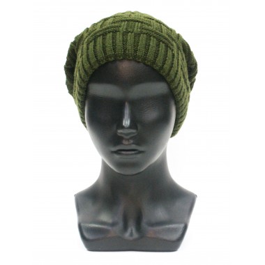 Шапка связанная фактурной вязкой, оливковый Шапка связанная фактурной вязкой, оливковый