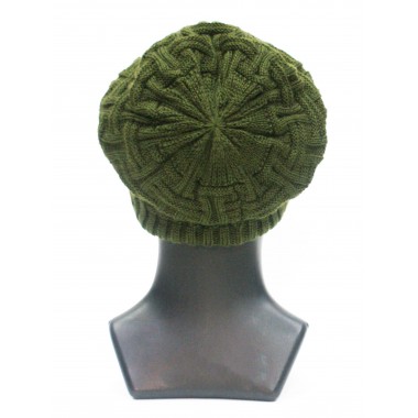 Шапка связанная фактурной вязкой, оливковый Шапка связанная фактурной вязкой, оливковый