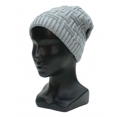 Шапка связанная фактурной вязкой, светло-серый Шапка связанная фактурной вязкой, светло-серый